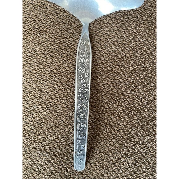 National Stainless Sevita Stainless Flatware Gravy Ladle Serving Spoon Flowers - Picture 3 of 12